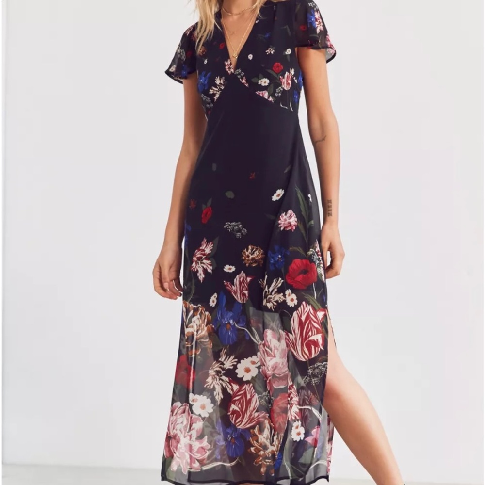 Kimchi Blue Sheer Floral Print Midi Dress